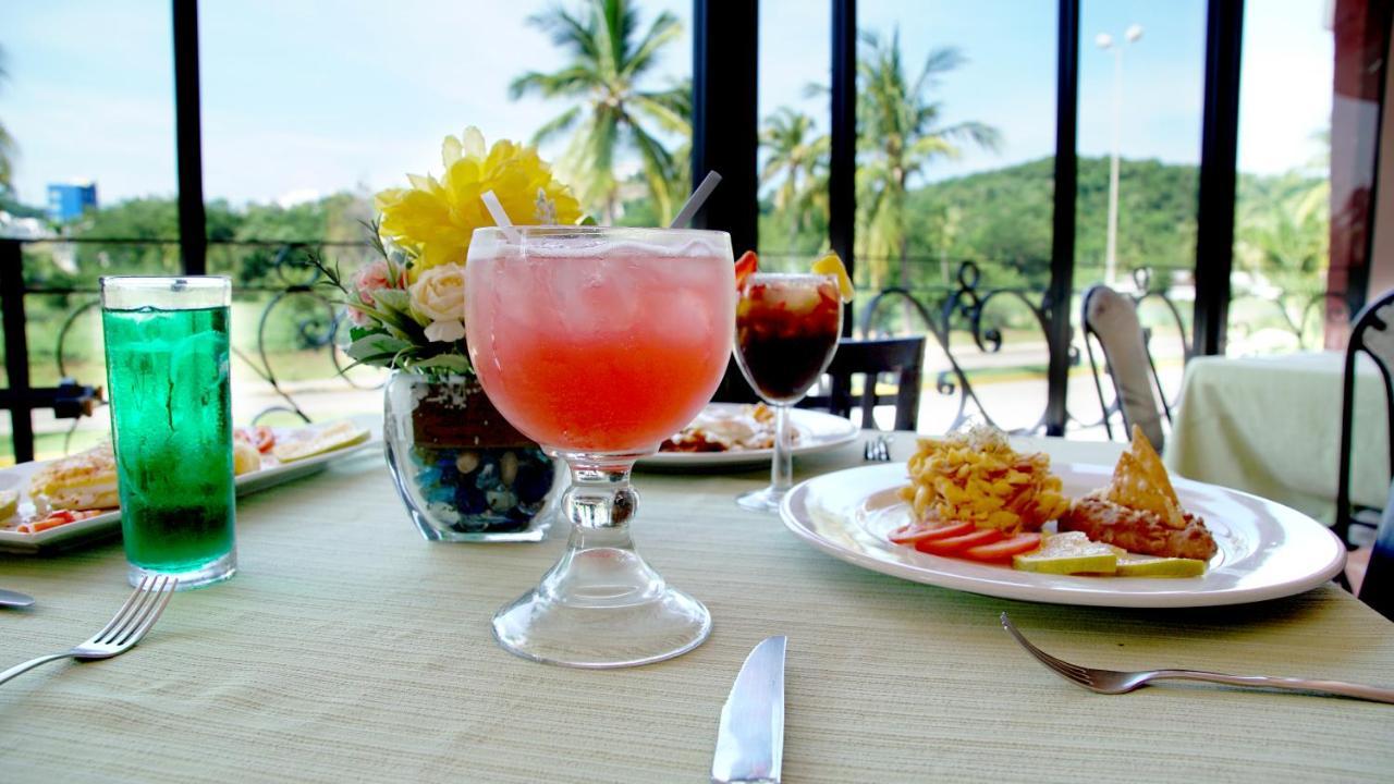 Hotel Costa Brava Manzanillo Exterior photo